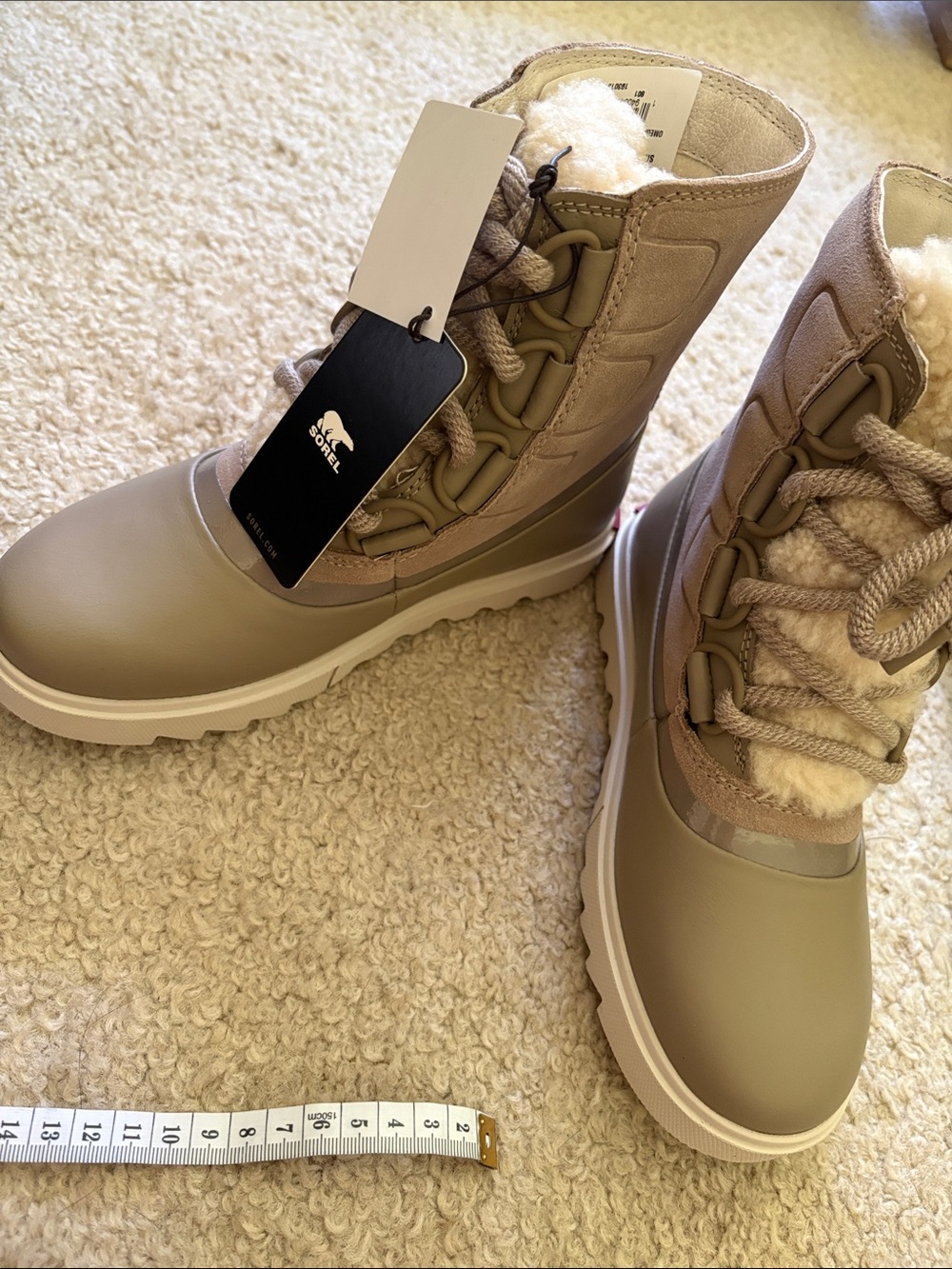 Sorel Women's Taupe/Beige Shearling-Lined Winter Boots waterproof - Picture 2 of 10